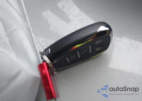 2025 Chevrolet Malibu Fwd Rs from USA, damaged, VIN 1G1ZG5ST7SF107739